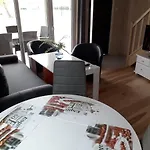Lodge Homes 777 Karwia