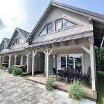 Lodge Homes 777 Karwia