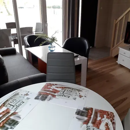 بيت خشبي Homes 777 كارفيا