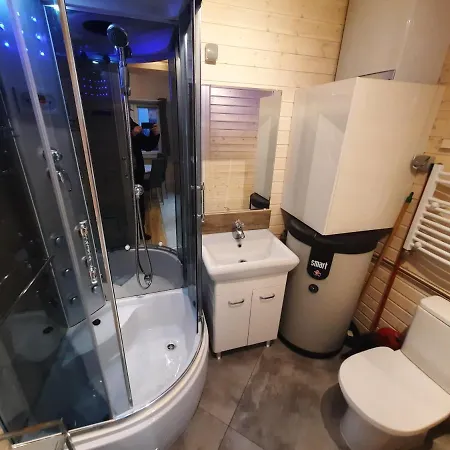 Homes 777 بيت خشبي