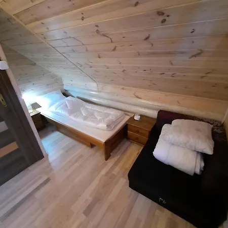 Homes 777 山林小屋 卡尔维亚