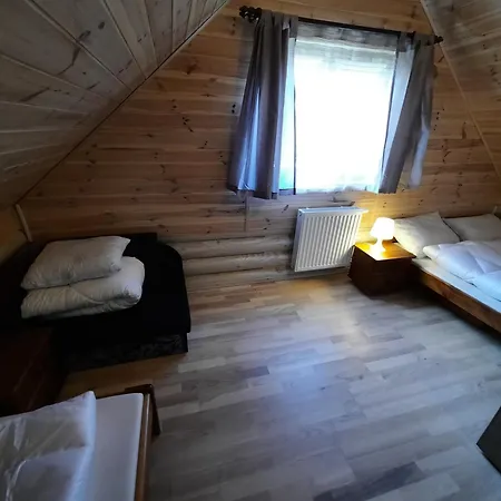 Homes 777 بيت خشبي