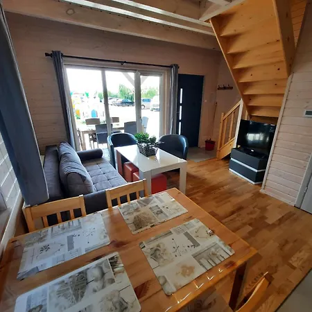 Lodge Homes 777 Karwia