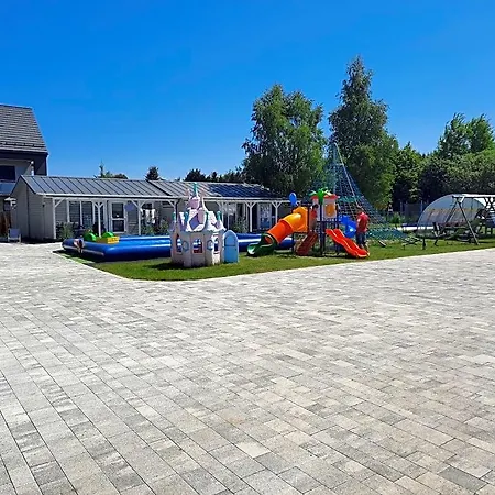 Gerendaház Homes 777 Karwia