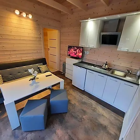 Gerendaház Homes 777 Karwia