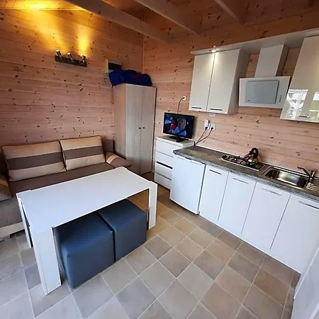 Homes 777 Gerendaház *