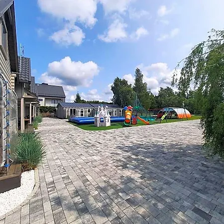 Homes 777 Gerendaház Karwia